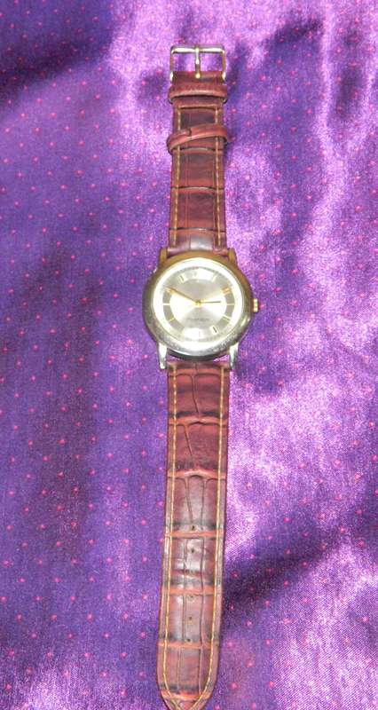 MONTREUIL WRIST WATCH
