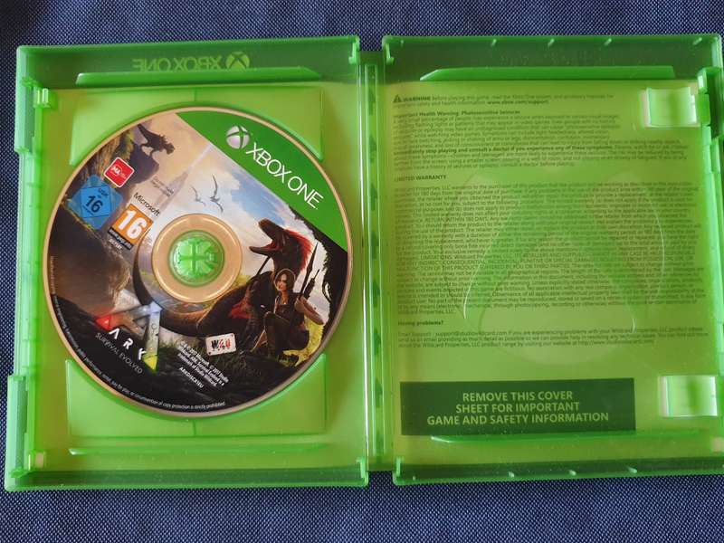 Xbox One Game - Ark Survival Evolved