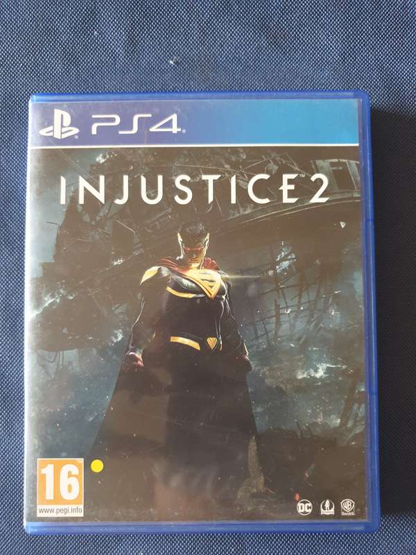 PS4 - Injustice 2