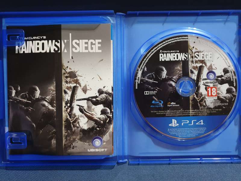 PS4 - Tom Clancy's Rainbow Six Siege