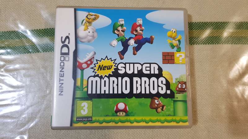 Nintendo DS - New Super Mario Bros