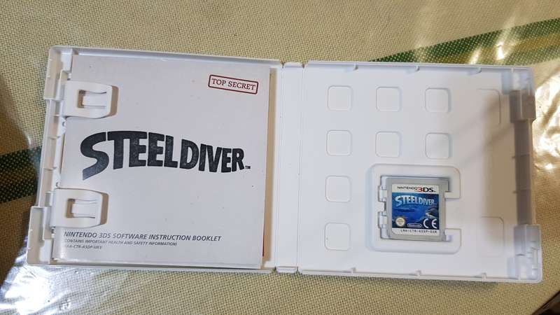 Nintendo 3DS game - Steel Diver