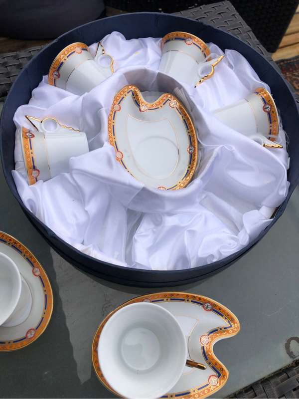BOXED SET OF SIX WIESENTHAL COFFEE DUOS, SAUCERS ARE PALETTE SHAPED, CUPS HAVE 'WING' HANDLES