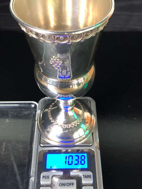925 HALLMARKED STERLING SILVER KIDDUSH CUP - 103.8g - ENGRAVED IN HEBREW AND DATED 1995