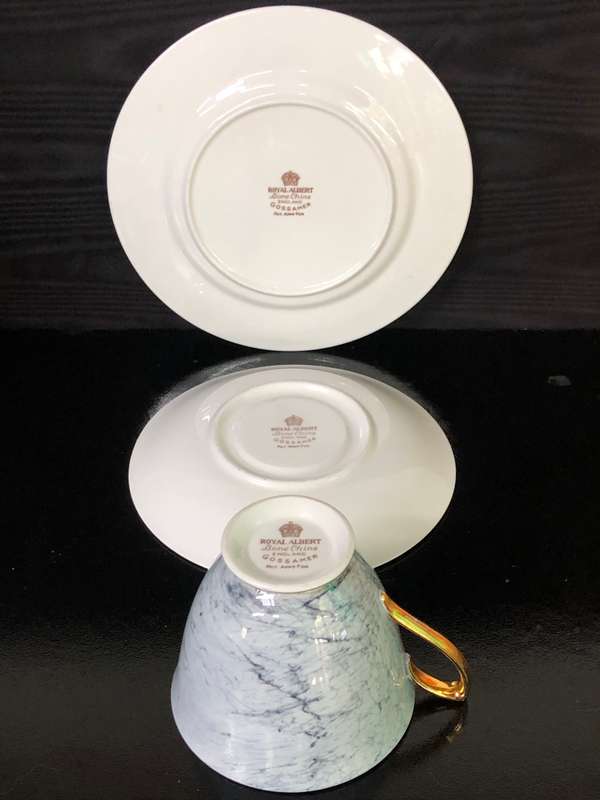 Royal Albert Gossamer Trio Std size cup size - Grey