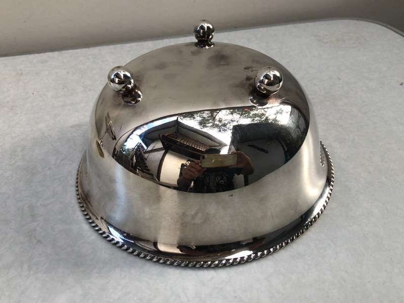 Lovely silver plated centre piece fruit bowl on bun feet