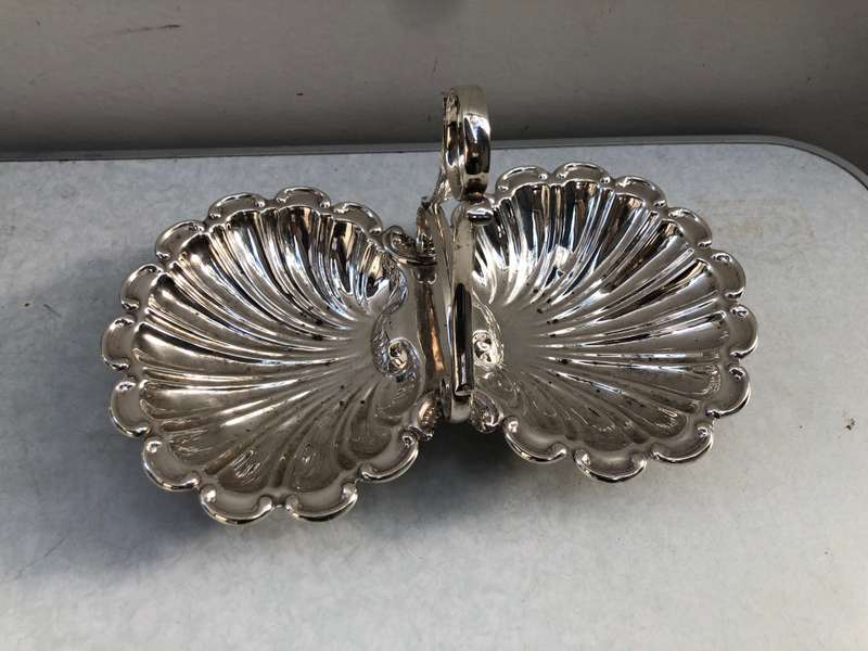 Gorgeous silver plated Bon Bon snack dish on bun feet by Thomas White