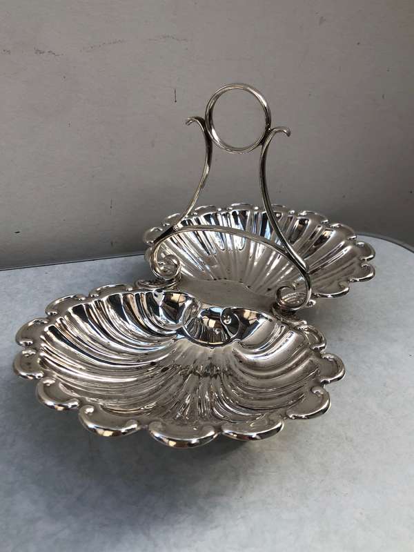 Gorgeous silver plated Bon Bon snack dish on bun feet by Thomas White