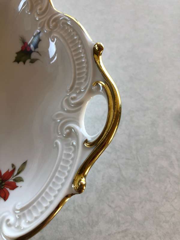 Wunsiedel Porzellan Bavaria, 2-Handled, Gold Trim, Floral Design Serving Bowl c1940