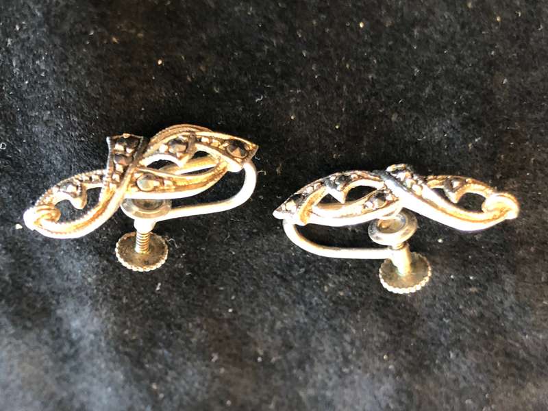 Vintage sterling silver marcasite earrings - screw fitting - 3.1g