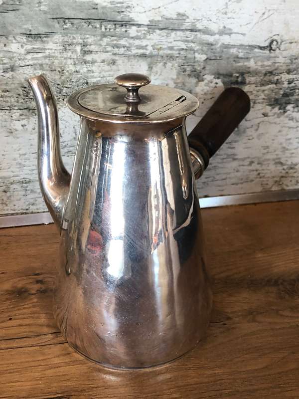 Stunning vintage Elkington silver plate chocolate pot