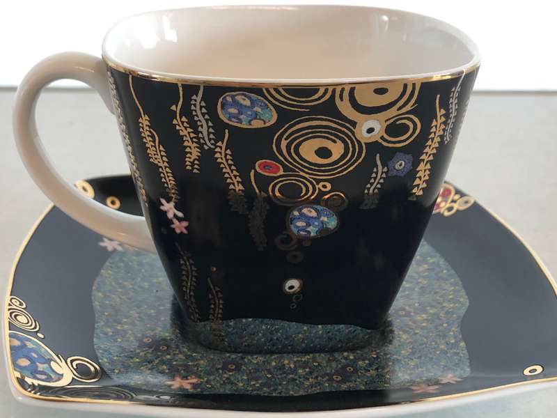 Gustav Klimt Artis Orbis - Goebel Cup and Saucer - The Kiss -  COLLECTORS ITEM !!!