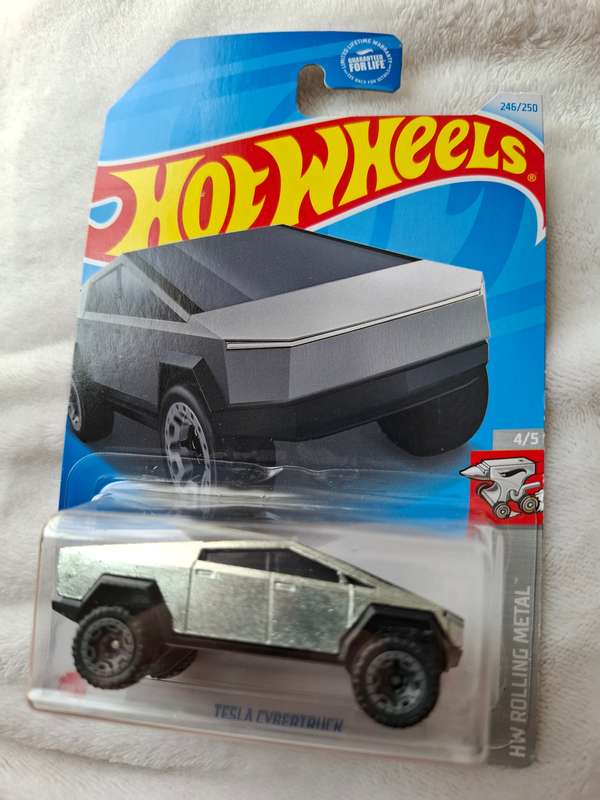 Hot wheels Tesla Cybertruck