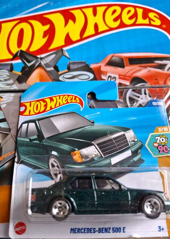 Hot wheels Mercedes 500e