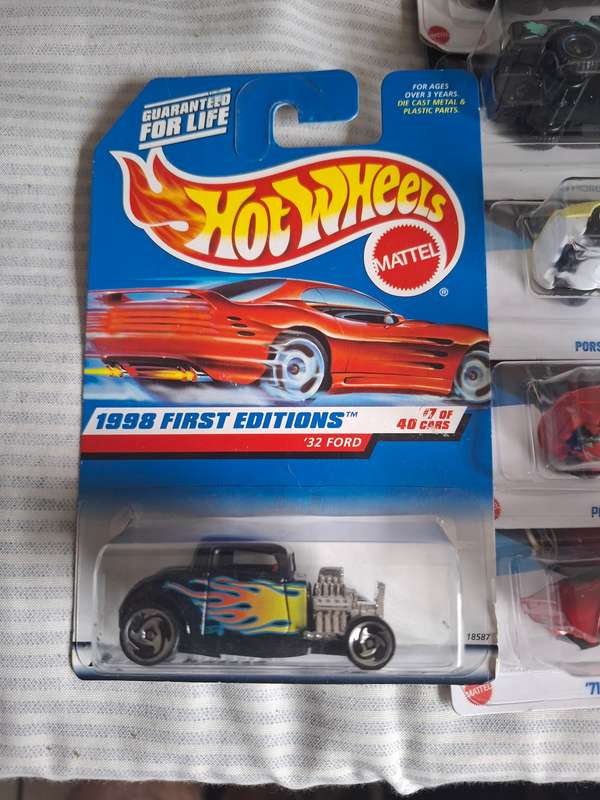 HW 32 Ford
