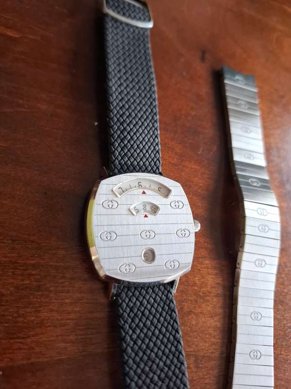 Gucci Jump Hour Watch(SMALL STRAP)