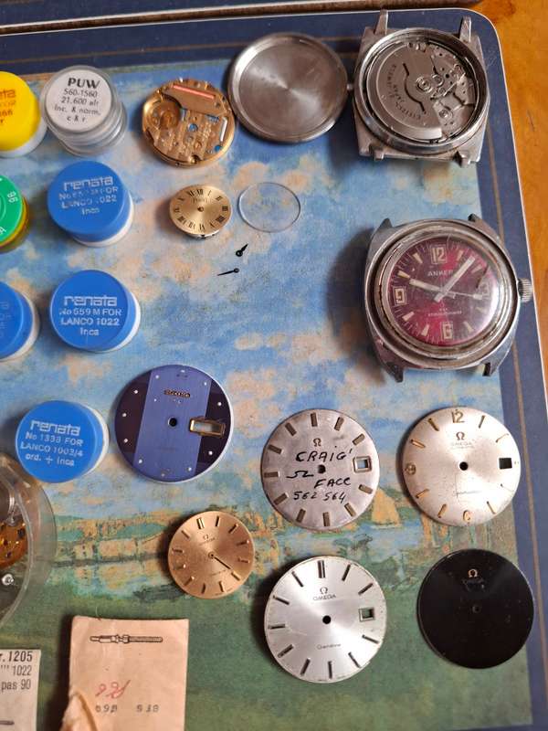 Random Watch Parts (NOT WORKING)