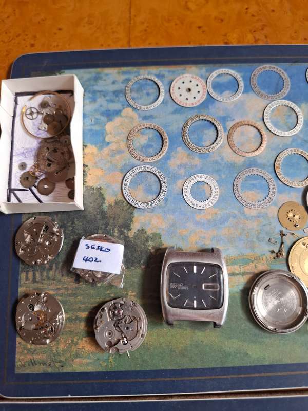 Random Watch Parts (NOT WORKING)