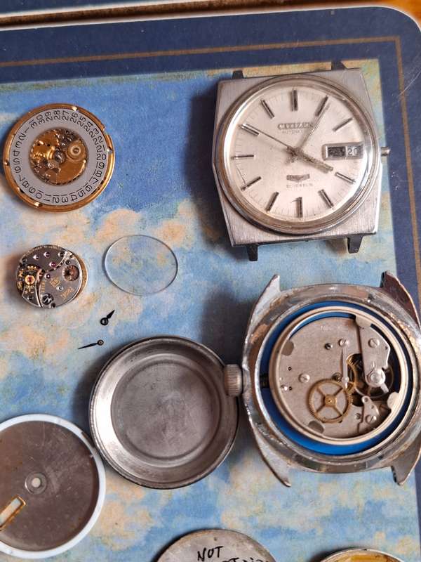 Random Watch Parts (NOT WORKING)