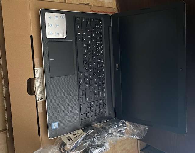 Dell i7 8th Gen 1Tb, 8Gb Ram inspiron 3580 Laptop for sale.