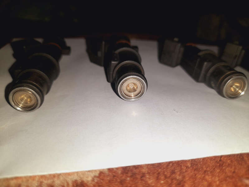 4 Used Fuel Injectors For Peugeot 207, 307, 407