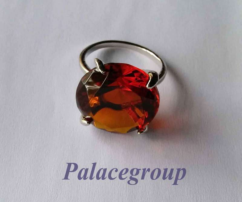 Display Ring, Silver Alloy + Round Cut Simulated Garnet, Ring Size ±28mm, Diameter 29mm, Height 18mm