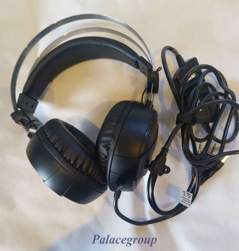 HEBE E1 RGB Gaming Headset, See Photo's For More Info