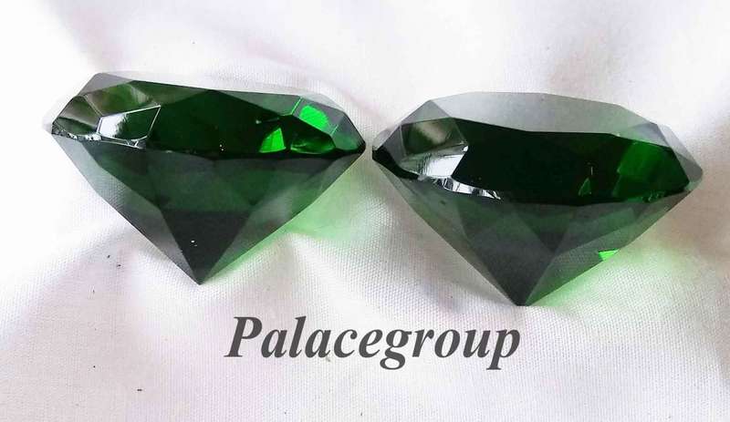 Display Item, 2 x Emerald Green Crystals, Round Cut, Dia 40mm, Height 26mm, Weight 33gr