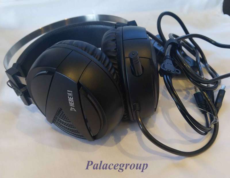 HEBE E1 RGB Gaming Headset, See Photo's For More Info