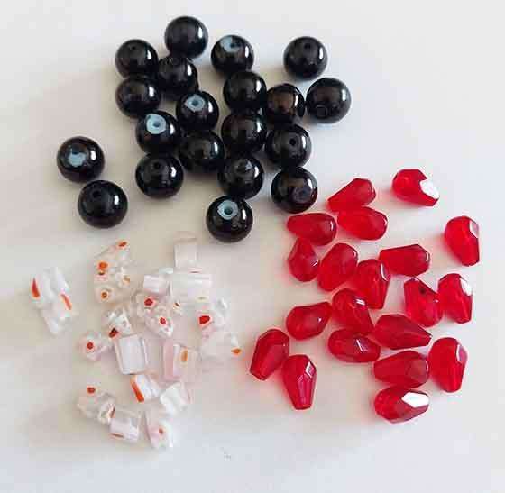 Glass Beads, Mixed, 3 x 20pc, Round 8mm, Teardrop 8mm x 6mm, 5 Pieces, Black, Red, White+Red