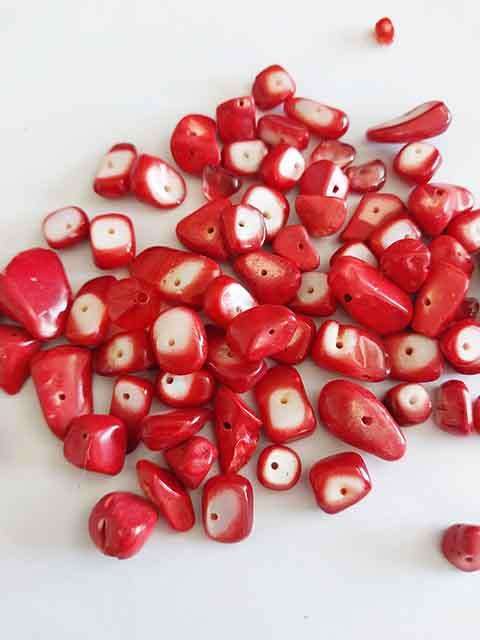 Shell Beads, Pieces, 30gr, Red
