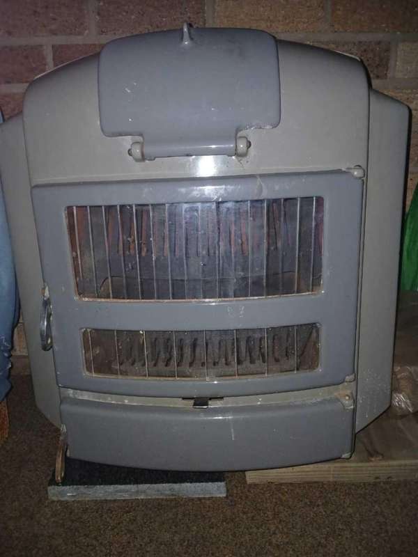 Completely refurbished Beckers 444 fireplace/heater