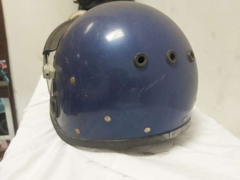 MOTORBIKE HELMET BLUE---WITH VISOR
