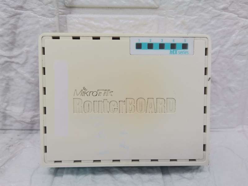 MikroTik RB750GR3 hEX Ethernet Router