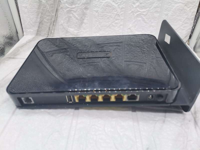 Netgear DGND4000 N750 Wireless Dual Band Gigabit ADSL2+ Firewall Router