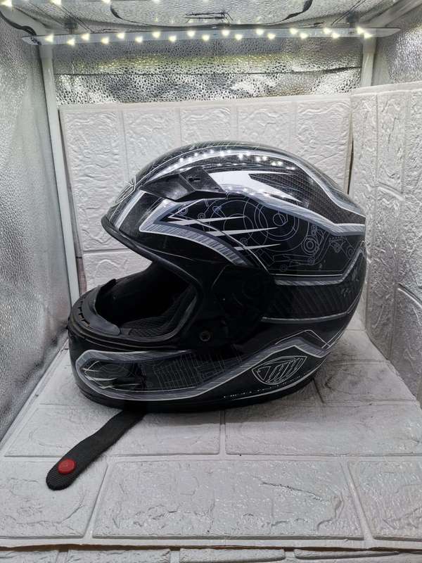 BLACK EDITION MOTORBIKE HELMET WITH GREY