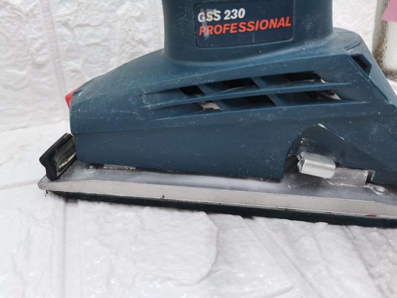 BOSCH GSS 230- PROFESSIONAL SANDER ---EXCLUSIVE TO YOU