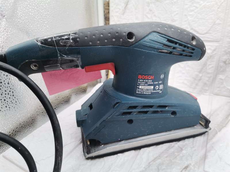 BOSCH GSS 230- PROFESSIONAL SANDER ---EXCLUSIVE TO YOU