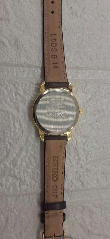 SEIKO WATCH CASE- LEATHER STRAP