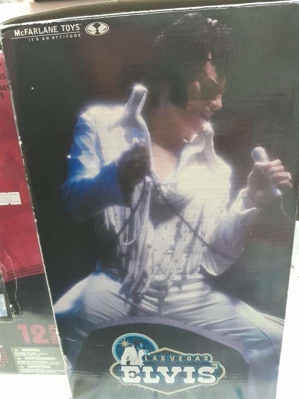 2004 McFarlane Toys Super Stage Figure Elvis Presley 3-Live In Vegas