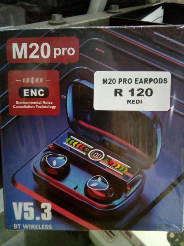M20 Pro earbuds