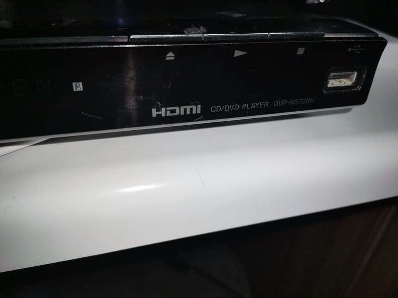 SONY DVD PLAYER/CD PLAYER AND USB----RETRO BLACK---DEAL OF A CENTURY-- DVP-NS728HP