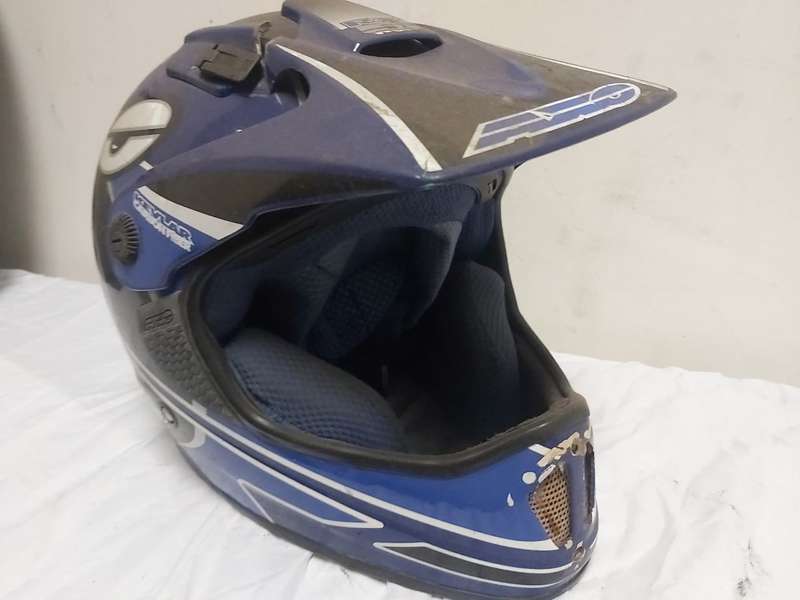 HELMET MOTORBIKE-BLUE--WITH INNER