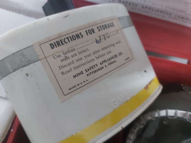 VINTAGE MSA INDUSTRIAL GAS MASK- WITH 2 GAS CANISTERS AND CASE VINTAGE
