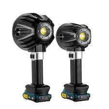 Rechargeable LED Flashlight with 1000+ Lumens, USB Charging, Waterproof IP65, Multiple Functions W52