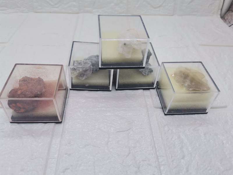TREASURES OF THE EARTH--- STONE COLLECTION---COLLECTORS DREAM-STONE