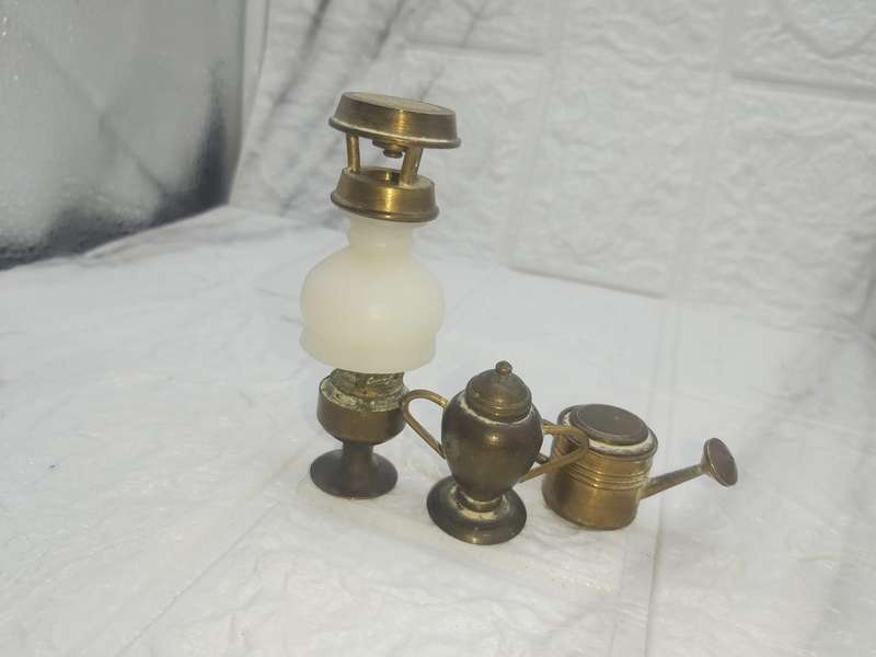 BRASS  TEMTATIONS 3CM ORNAMENTS ---REAL BRASS --ASSORTED JUGS
