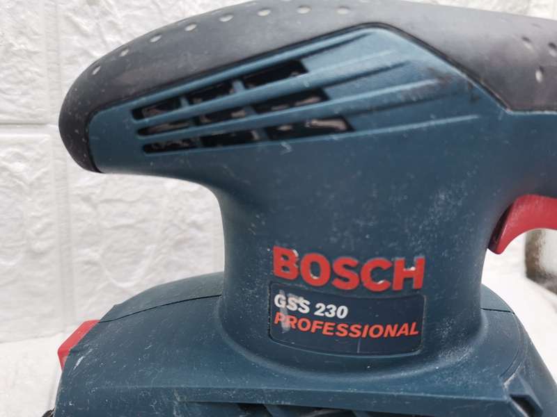 BOSCH GSS 230- PROFESSIONAL SANDER ---EXCLUSIVE TO YOU