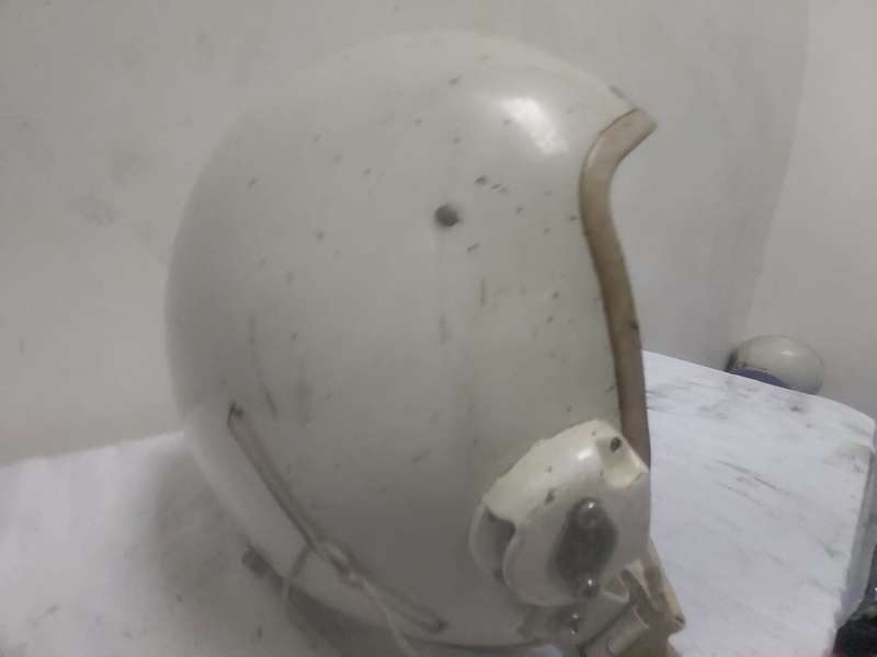 VINTAGE PILOT HELMET WITH EARPHONES