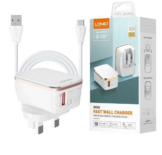 LDNIO - A1204Q - Quick Wall Charger - with iPhone Cable